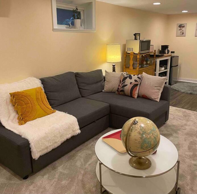 Sweet Beech St Retreat-Basement Apt พอร์ตแลนด์ ภายนอก รูปภาพ